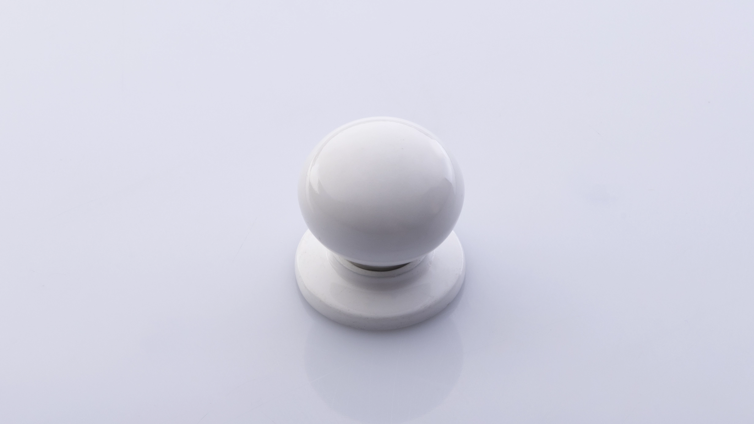 کلاسیک سفید 0100