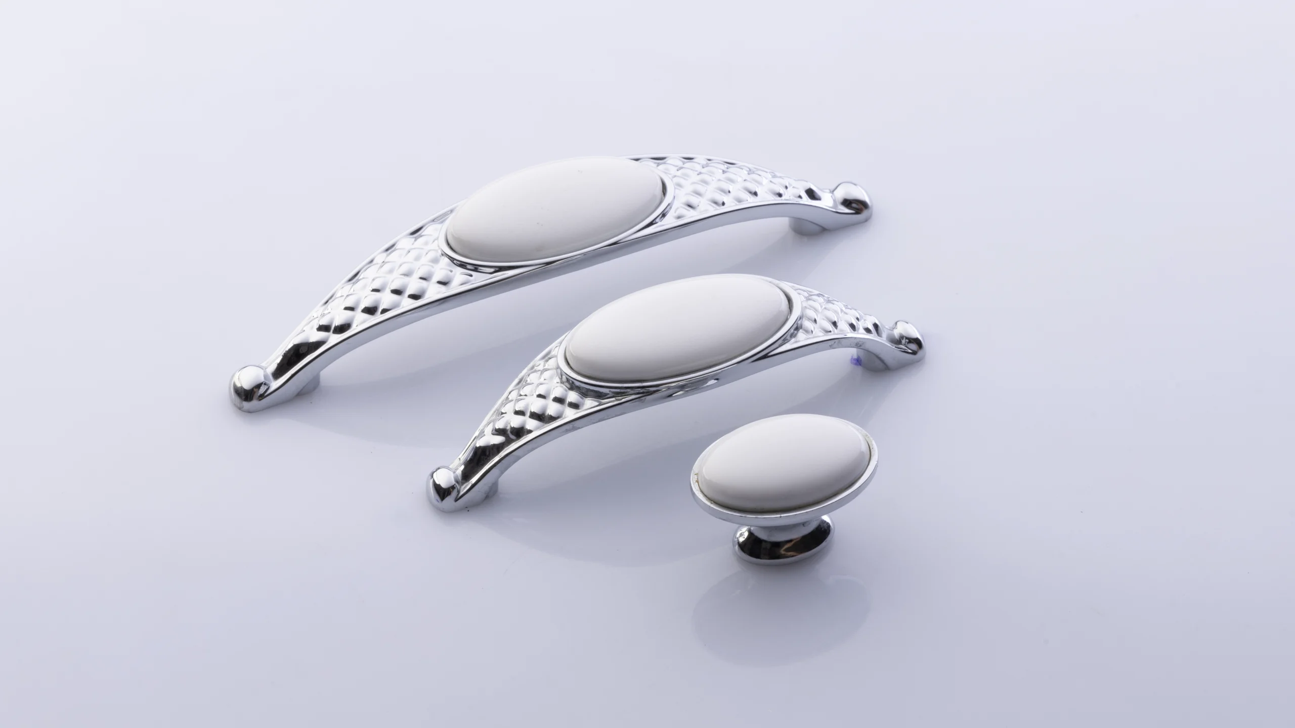 کارینو کروم 0100