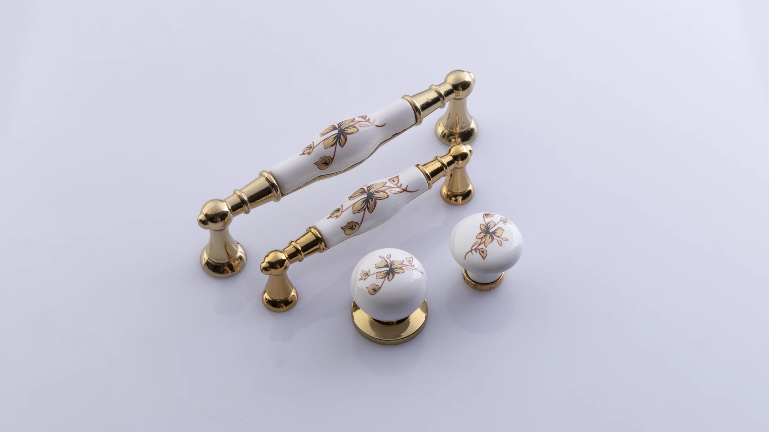 کلاسیک طلایی 0106